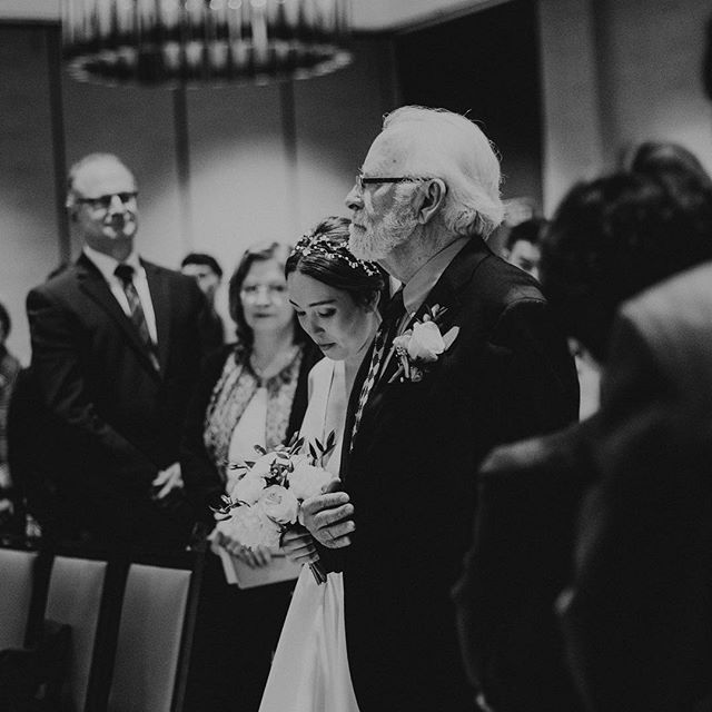 One of my dear childhood friends got married yesterday. As soon as I saw her and her uncle walk down I couldn’t stop crying. The whole day was full of love 💕